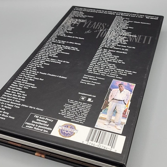 Fifty Years The Artistry of Tony Bennett 2004 - 5 CDs Plus Book Boxed Set - Picture 11 of 12